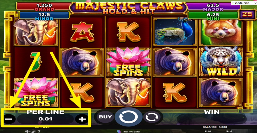 Majestic Claws Hold And Hit Adjust Bet