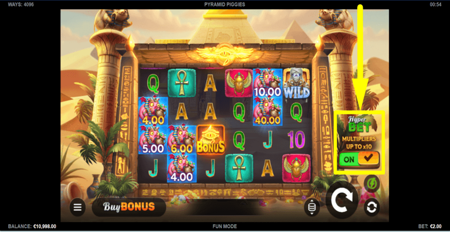 Pyramid Piggies Hyper Bet Feature