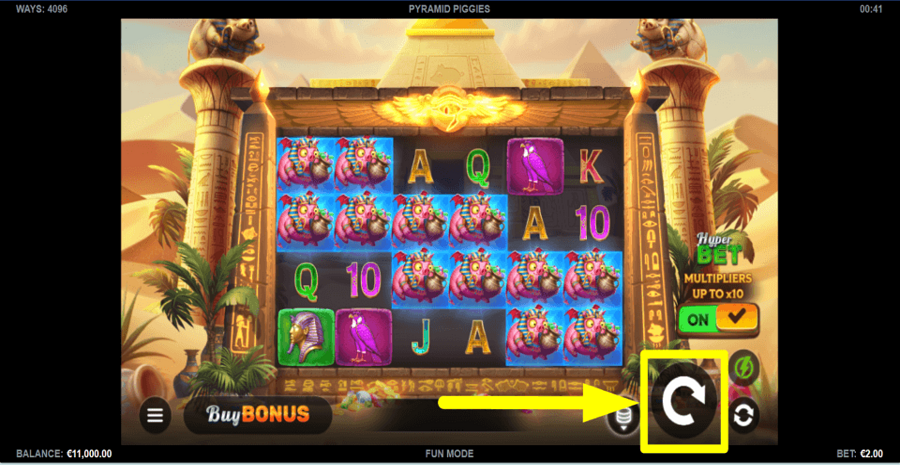 Pyramid Piggies Spin Button