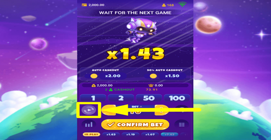 Space Crasher Autoplay Feature